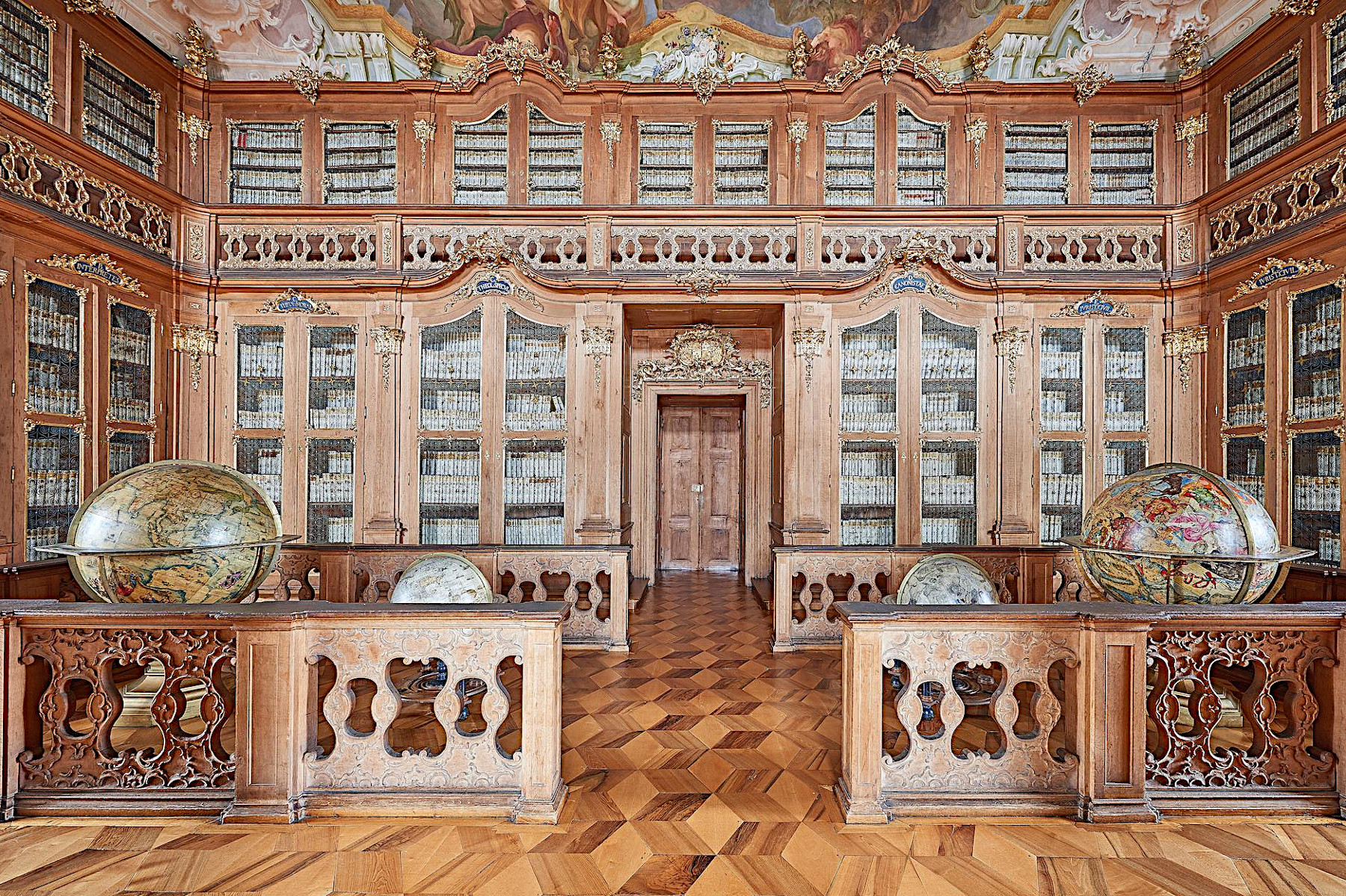 ARCIBISKUPSKÝ ZÁMEK V KROMĚŘÍŽÍ (NKP, UNESCO)