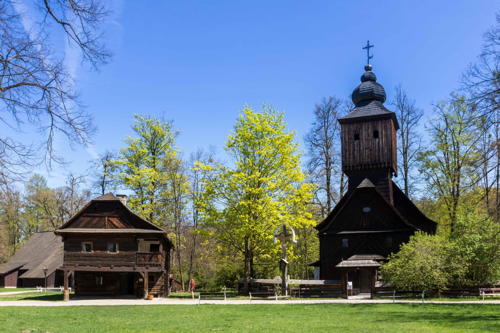 VALASK MUZEUM V PROD RONOV POD RADHOTM