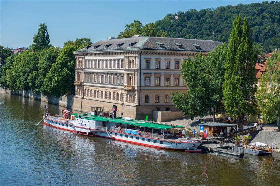 Parnk Vltava a ekologick pstavit Kampa