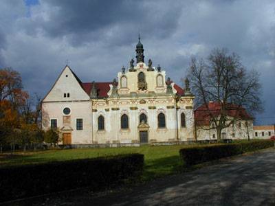 KAPLE SV. ANNY V MNICHOV HRADITI