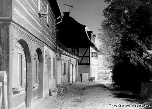 SKUPINA DOMŮ (Nádražní ulice) 